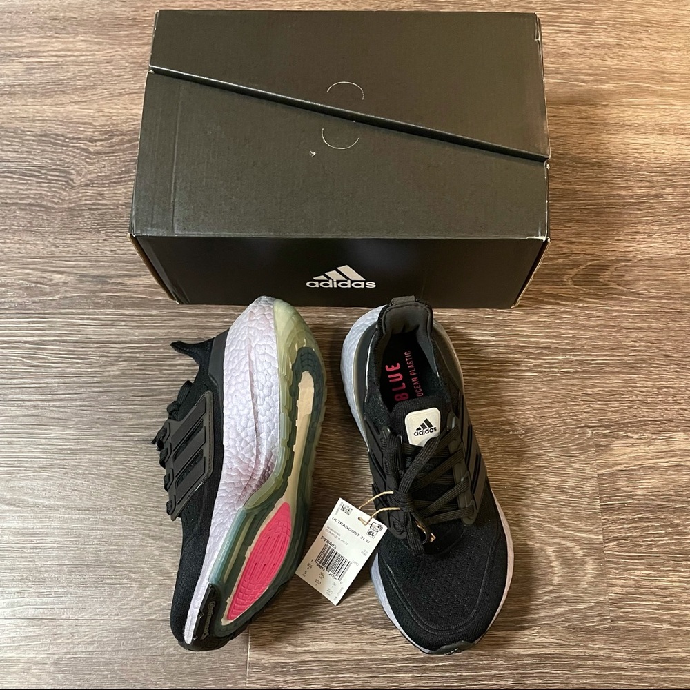 New Adidas Ultraboost 21 Primeblue sneakers